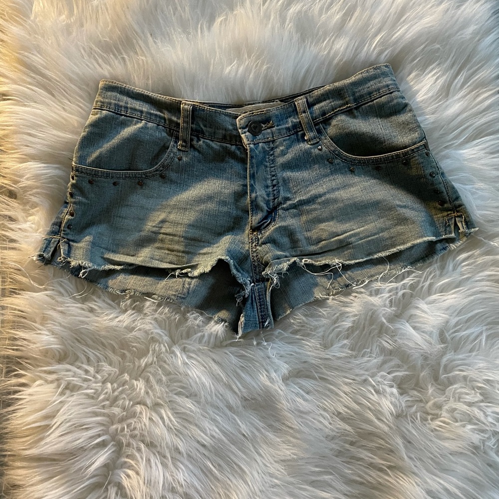 Daisy dukes shorts
